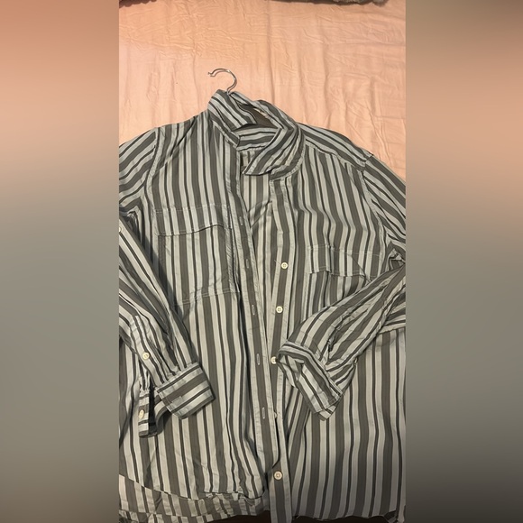 Aritzia shirt - Picture 2 of 2